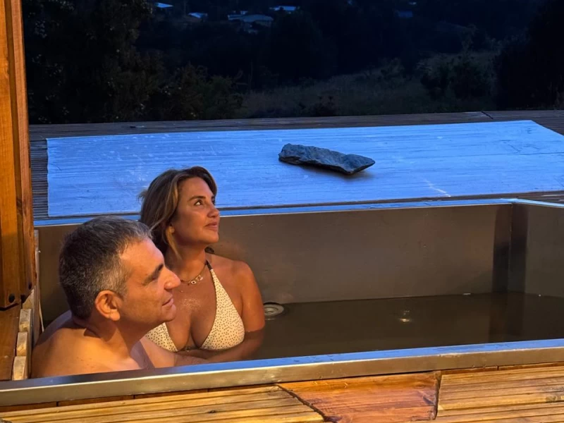 Relájate y Disfruta: Los Beneficios de las Tinajas para Compartir en Familia y Amigos